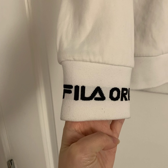 FILA crenwneck - Picture 2 of 3